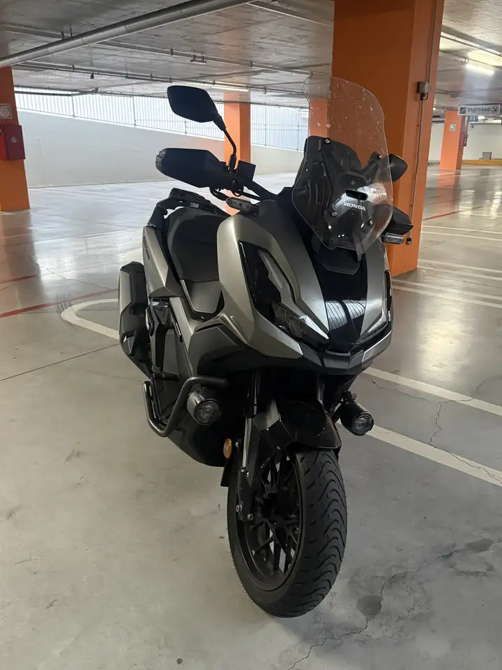 Honda ADV 350
