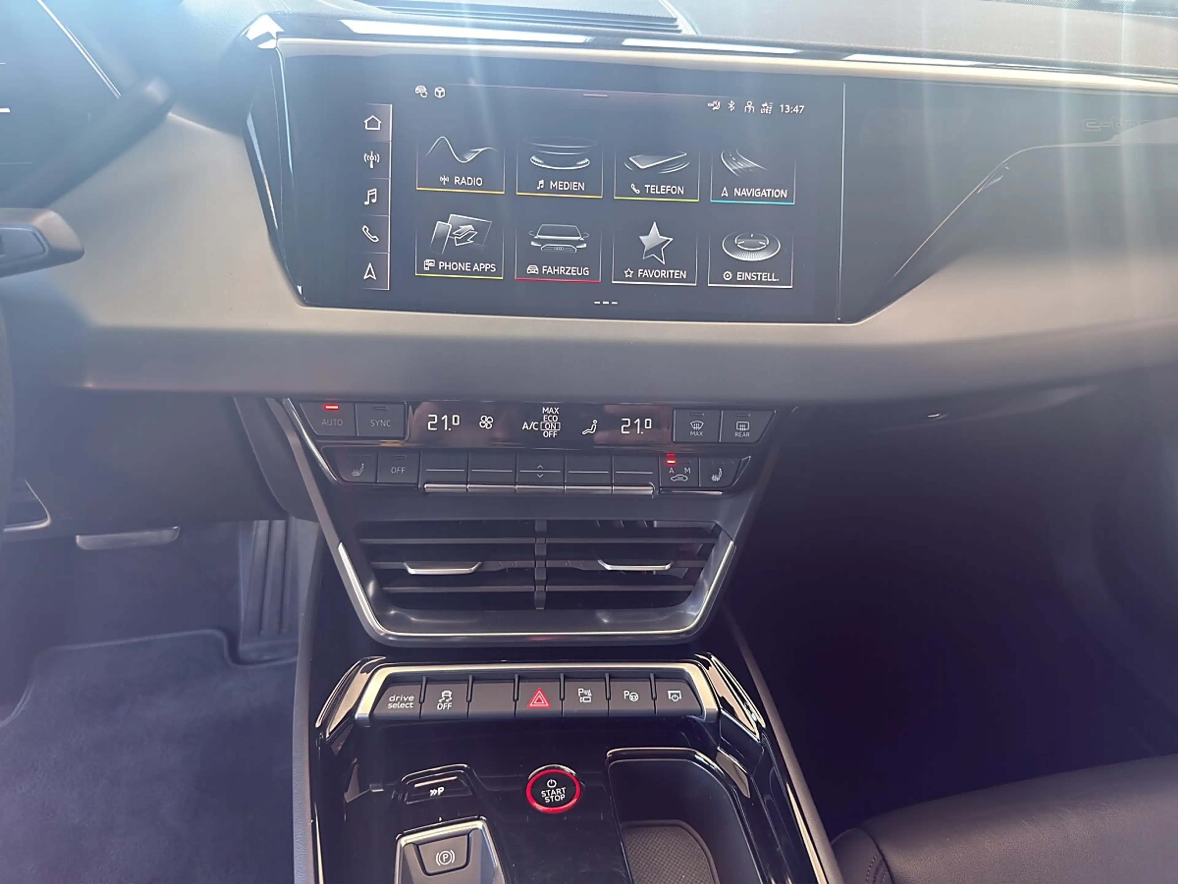 Audi e-tron GT 93,4kWh quattro Luft/Allradlenkung/Matrix/Top! — photo 14