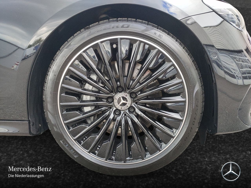Mercedes-Benz E 220 d Edition AMG-Line Fahrass 360° Pano Distr. — photo 6