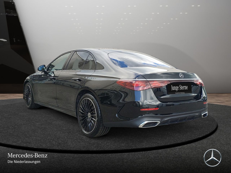 Mercedes-Benz E 220 d Edition AMG-Line Fahrass 360° Pano Distr. — photo 10