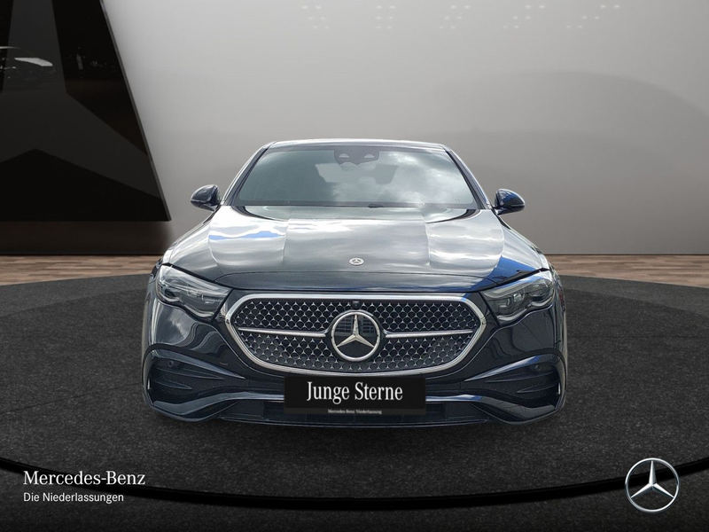 Mercedes-Benz E 220 d Edition AMG-Line Fahrass 360° Pano Distr. — photo 3