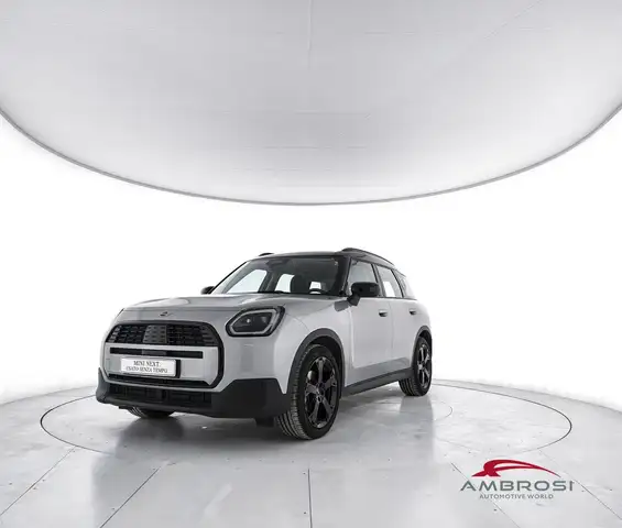 MINI Countryman C Cooper  2.0 48V Classic auto 163CV