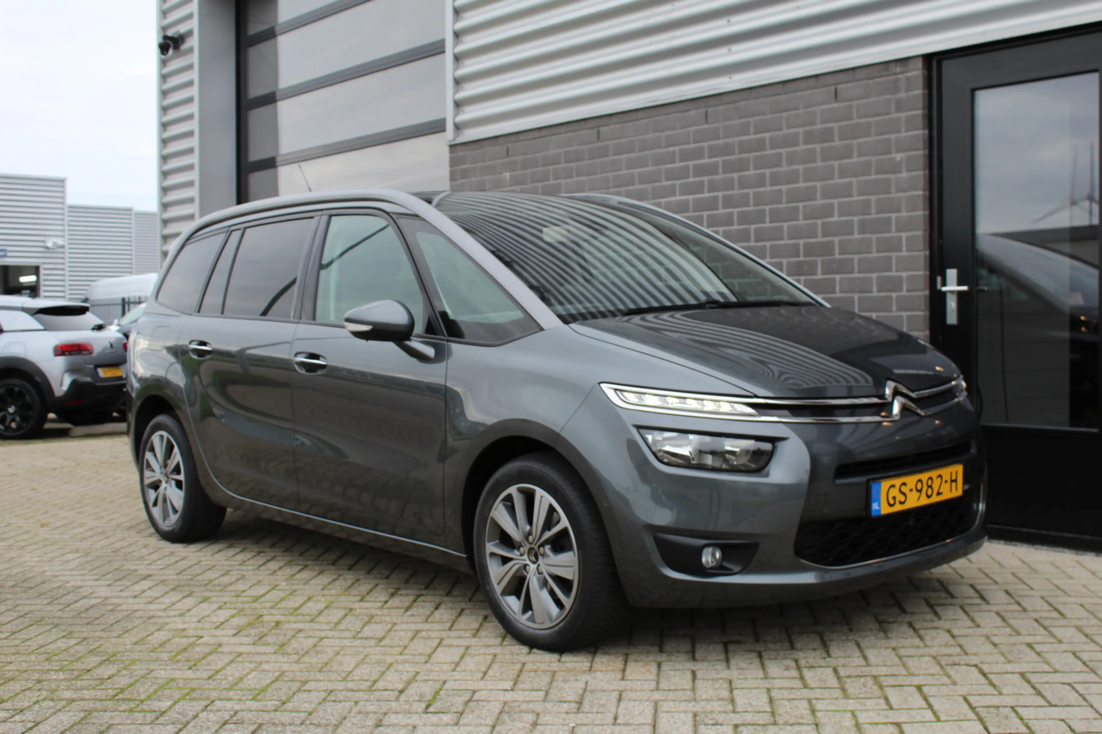Citroen Grand C4 Picasso 1.6 e-THP Business / 7 Persoons / Automaat — photo 6