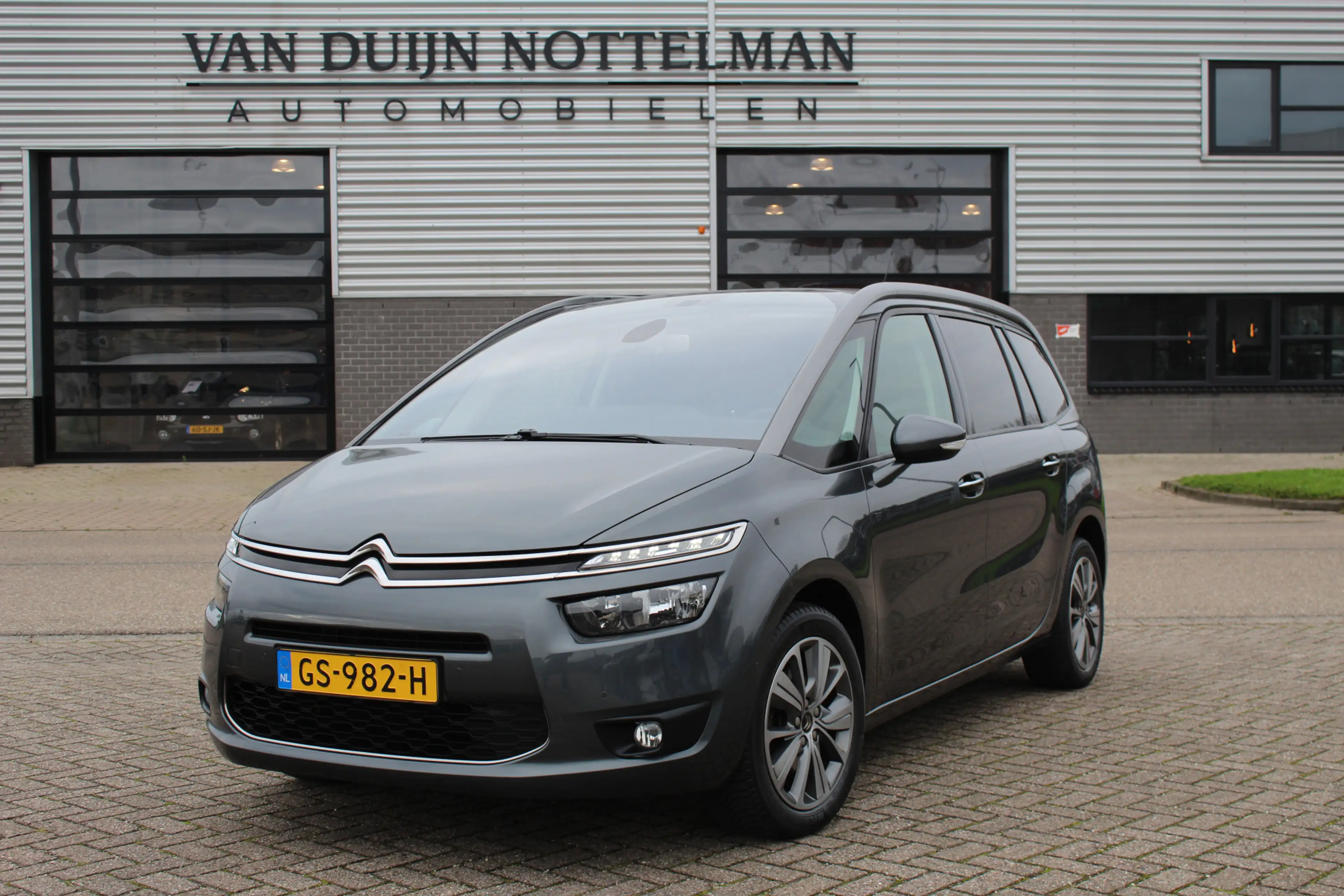 Citroen Grand C4 Picasso 1.6 e-THP Business / 7 Persoons / Automaat