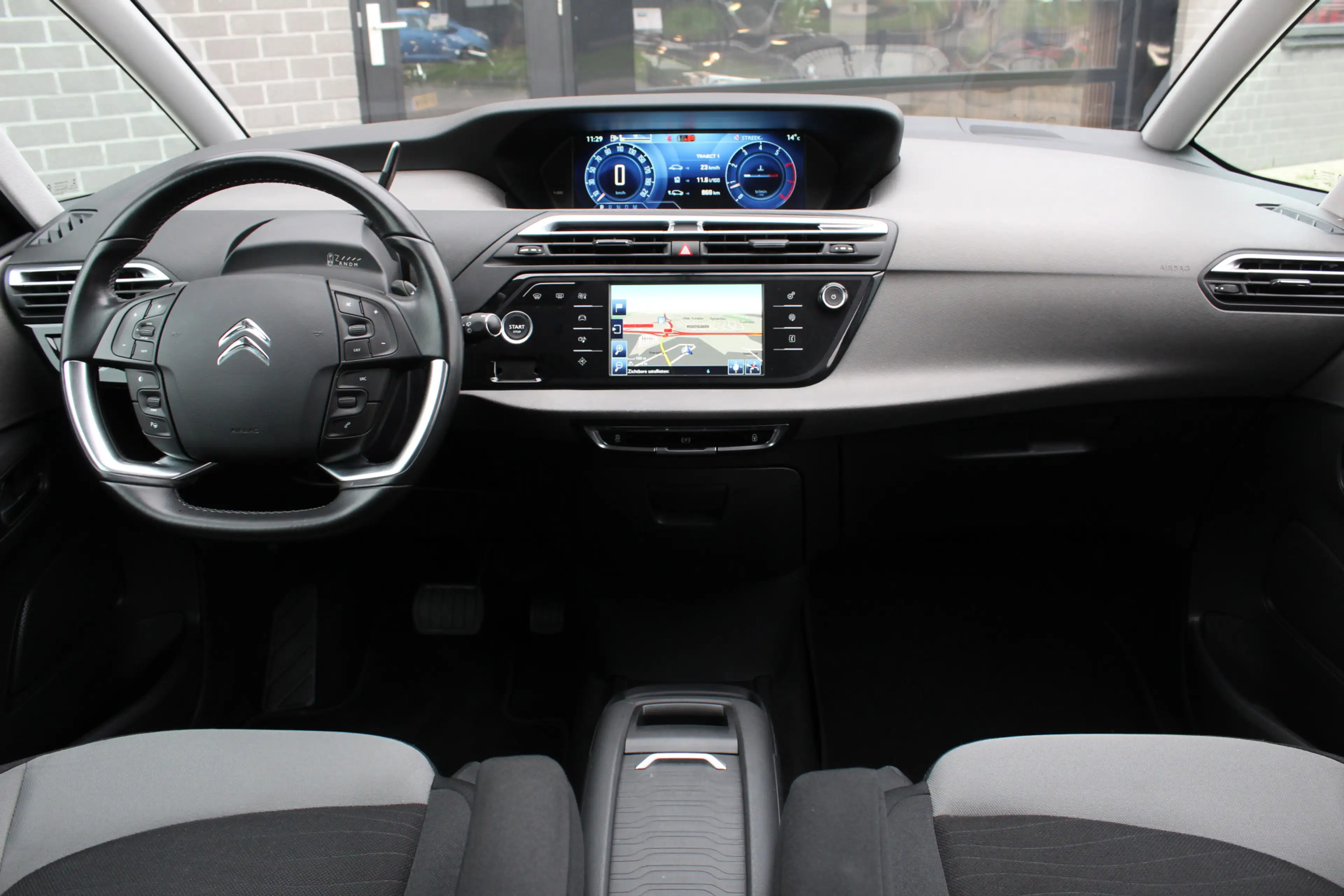Citroen Grand C4 Picasso 1.6 e-THP Business / 7 Persoons / Automaat — photo 2