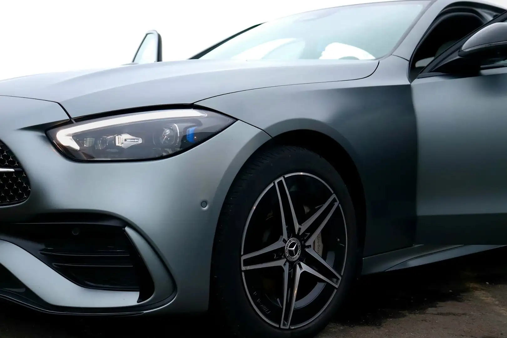 Mercedes-Benz C 300 C 300 e 9G-TRONIC AMG Line - 1