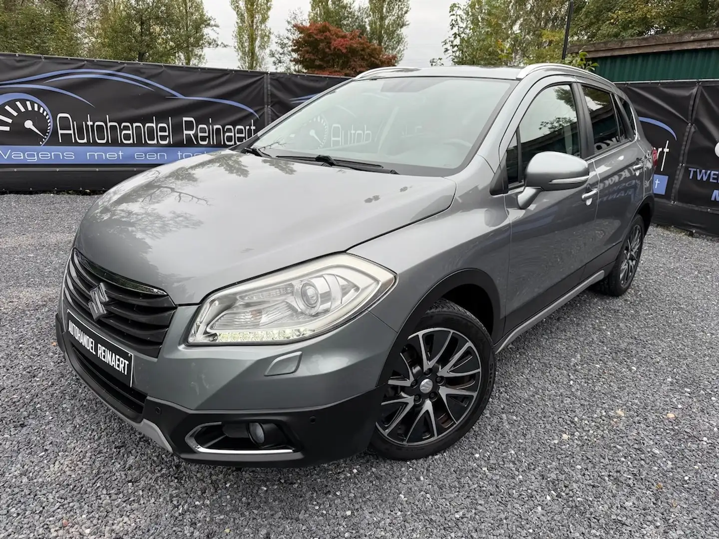 Suzuki SX4 S-Cross SX4 S-Cross 1.6 VVT CVT 4x2 Comfort+ Full option Gris - 1
