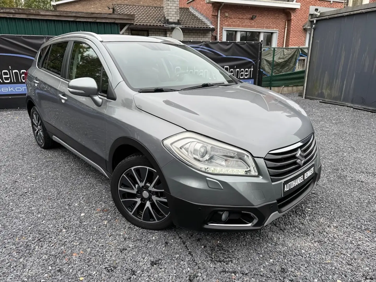 Suzuki SX4 S-Cross SX4 S-Cross 1.6 VVT CVT 4x2 Comfort+ Full option Gris - 2