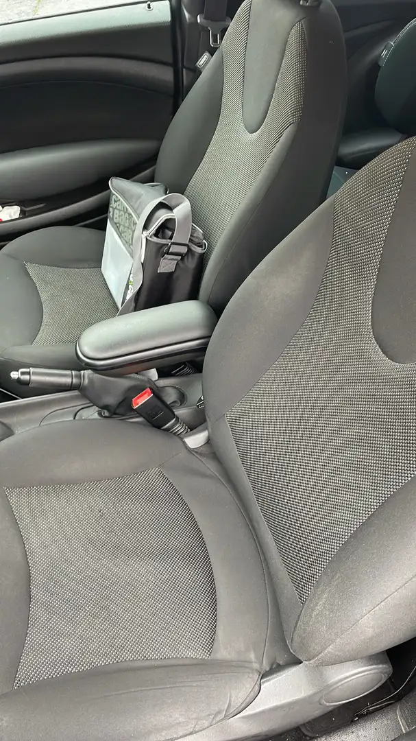 MINI Cooper D 2.0 auto Чорний - 2