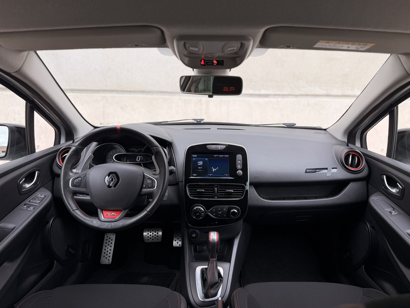 Renault Clio 1.6 R.S. Trophy 220PK 18'' LED Navi Cruise Clima — photo 13