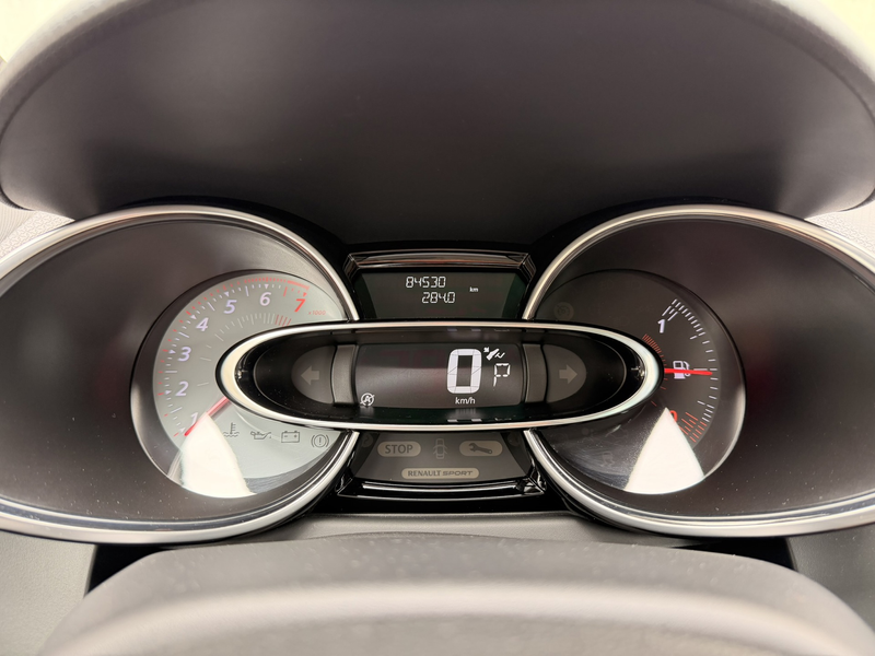 Renault Clio 1.6 R.S. Trophy 220PK 18'' LED Navi Cruise Clima — photo 19