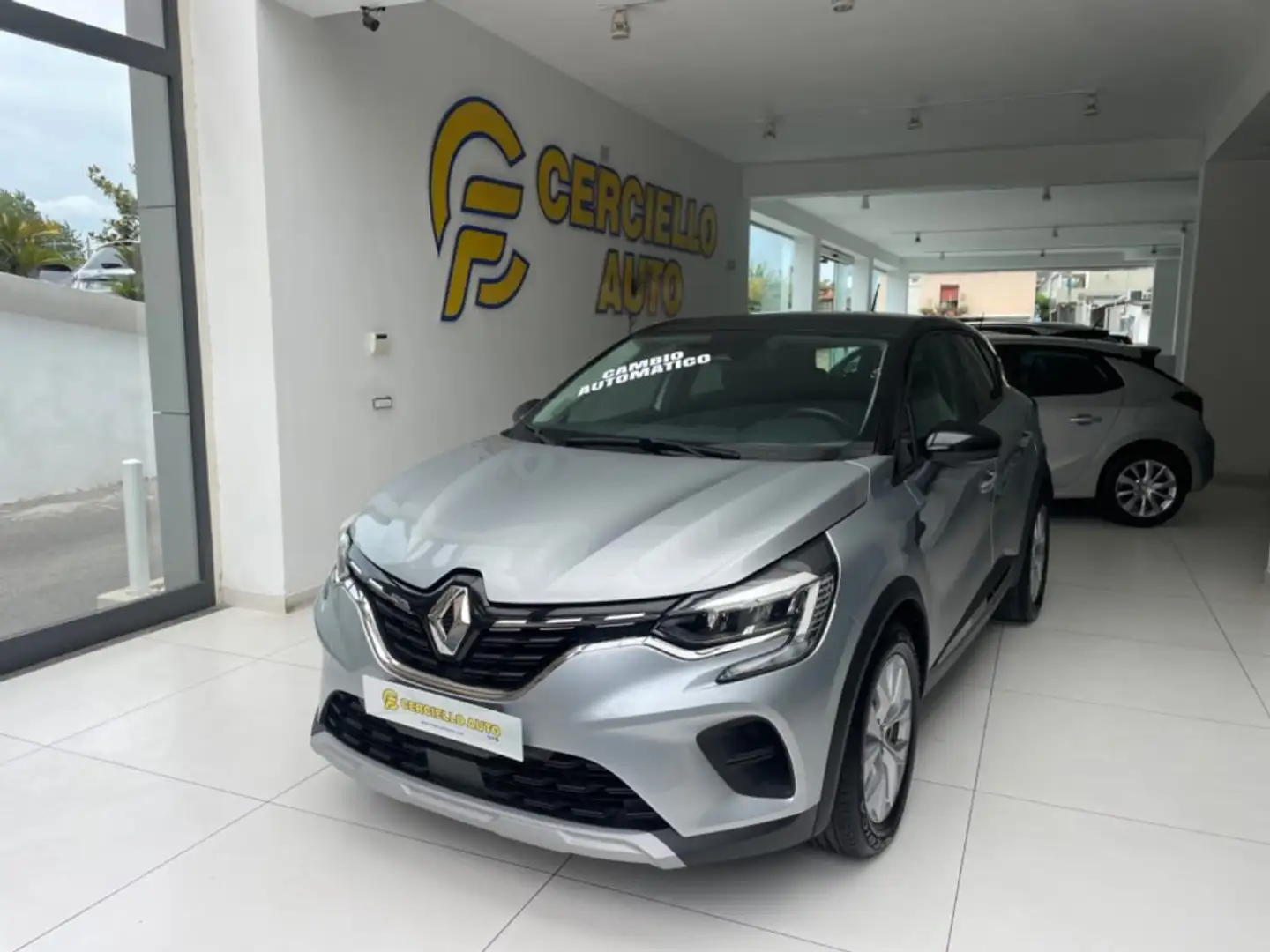 Renault Captur Blue dCi 115 CV EDC Zen C.AUT DA €199,00 MENSILI Grigio - 2