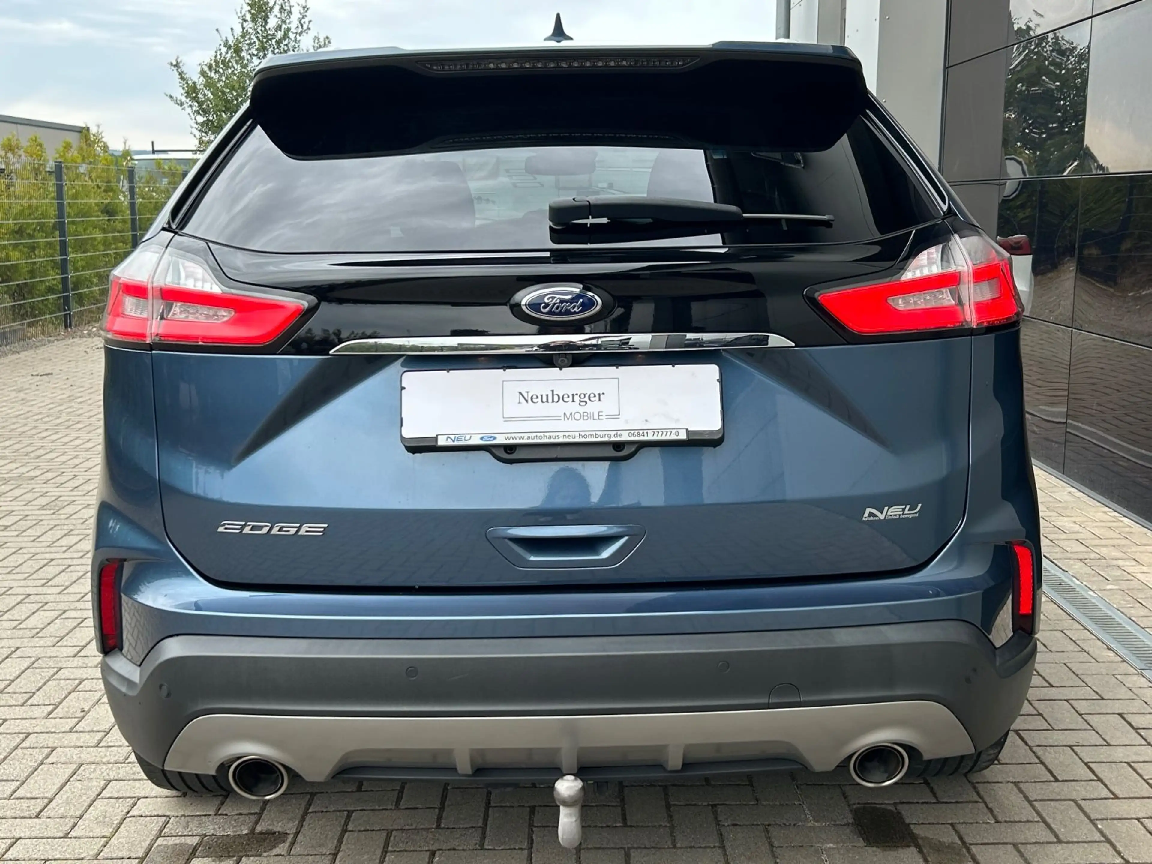 Ford Edge Titanium 4x4|AHK|Rückfahrkam|Apple|Navi — photo 4