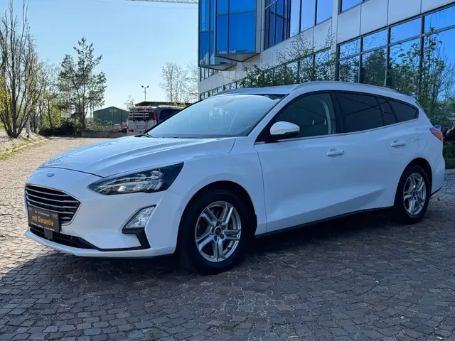 Ford Focus Turnier 1.5 TDCI 88KW LED KAM PDC AHK