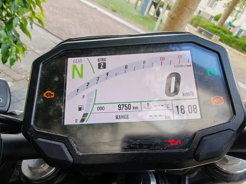 Kawasaki Z650 - foto 2