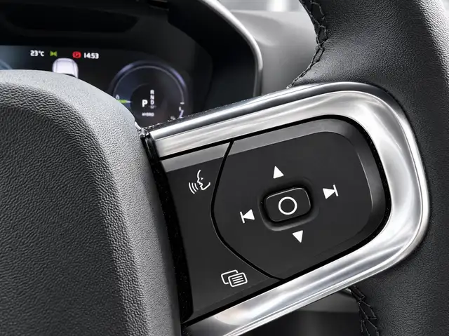 Volvo XC40 view 24