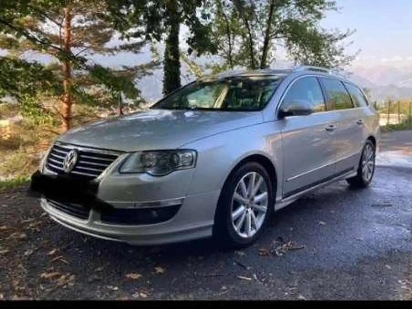Volkswagen Passat Variant Passat Variant Highline TDI DPF 4Motion Highline Silber - 1