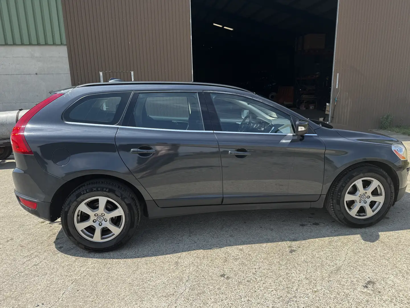 Volvo XC60 D3 AWD Momentum - 1
