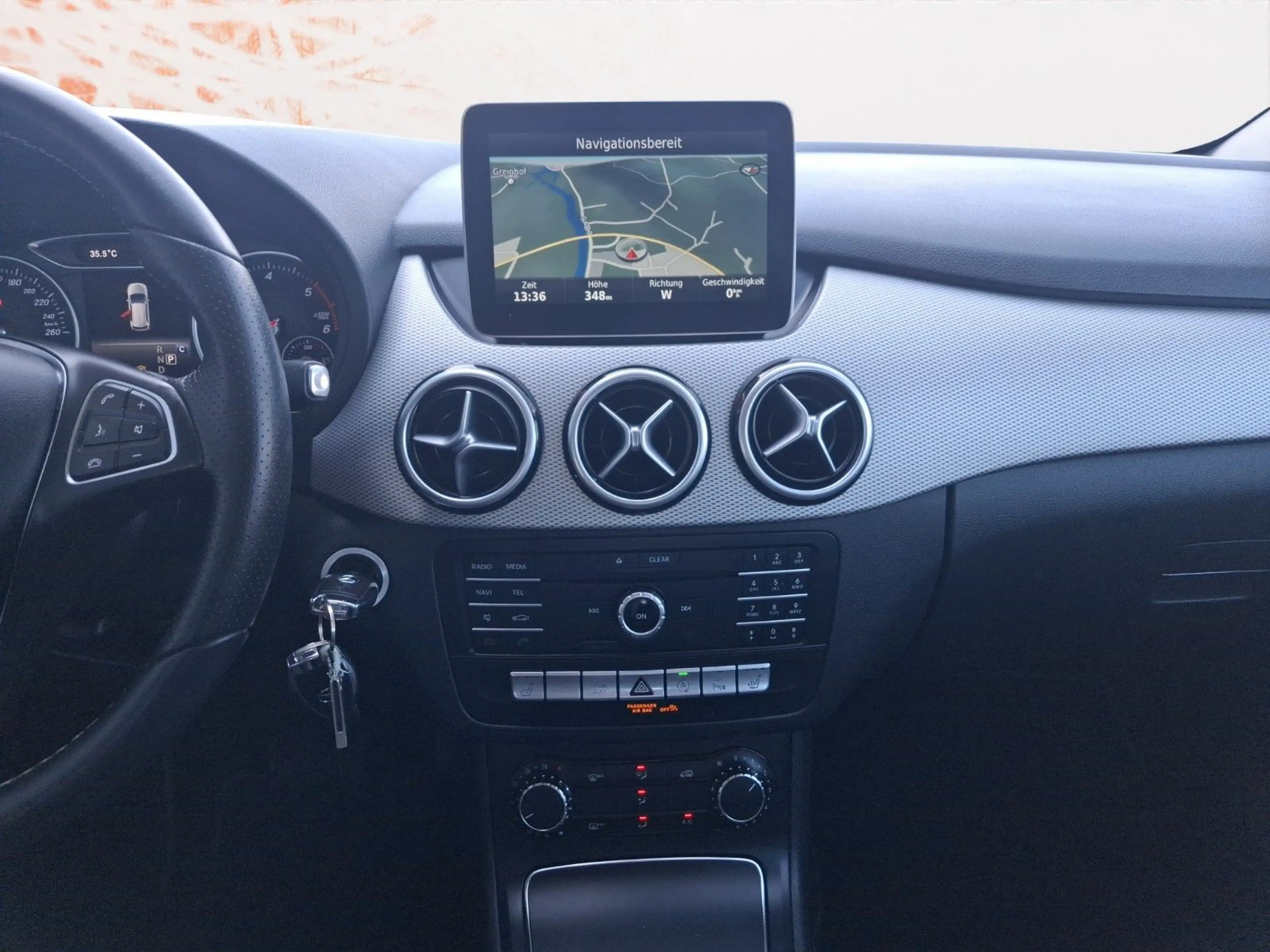 Mercedes-Benz B 180 CDI ! Automatik ! PDC ! NAVI ! AHK ! — photo 12