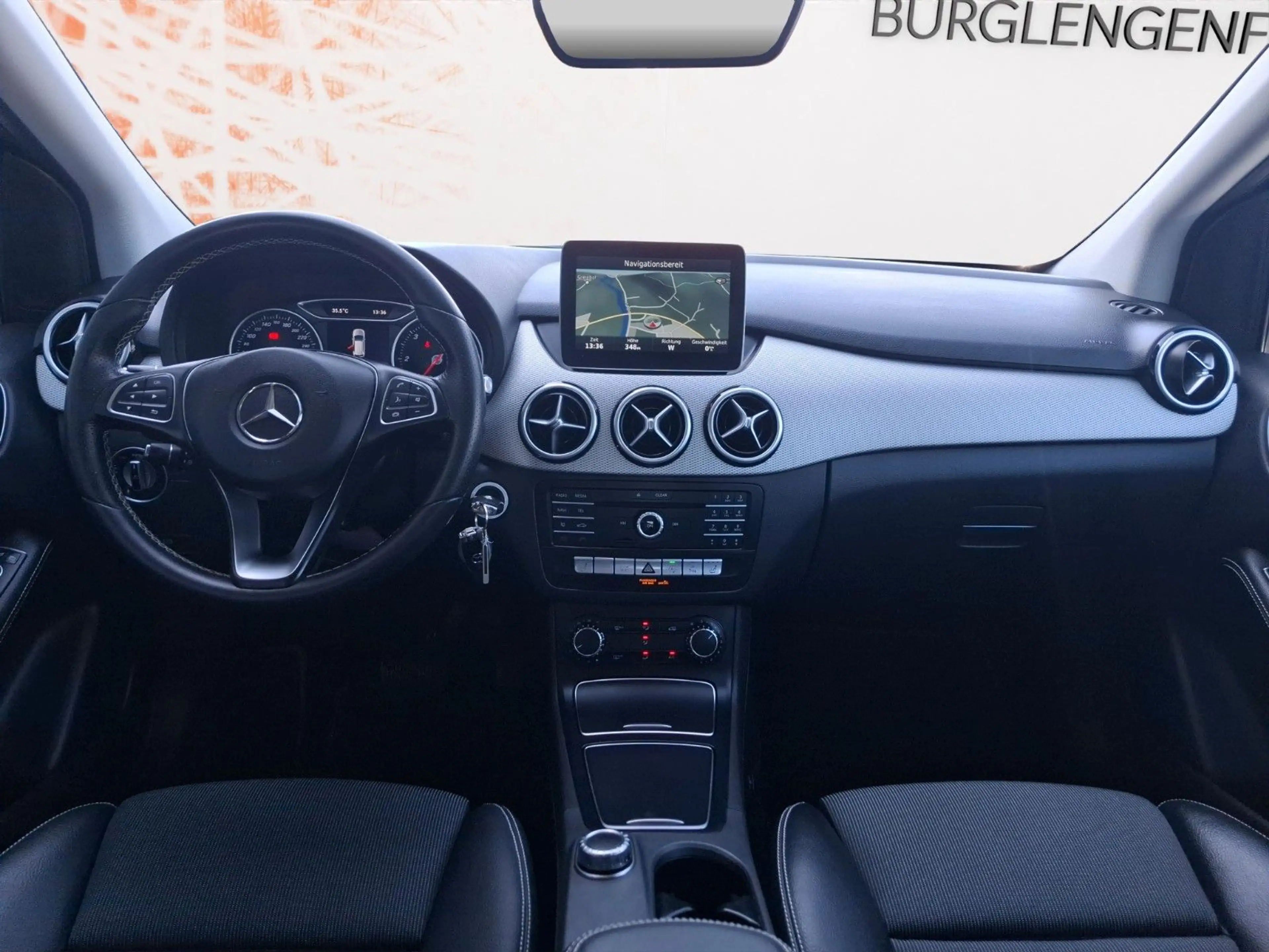 Mercedes-Benz B 180 CDI ! Automatik ! PDC ! NAVI ! AHK ! — photo 11