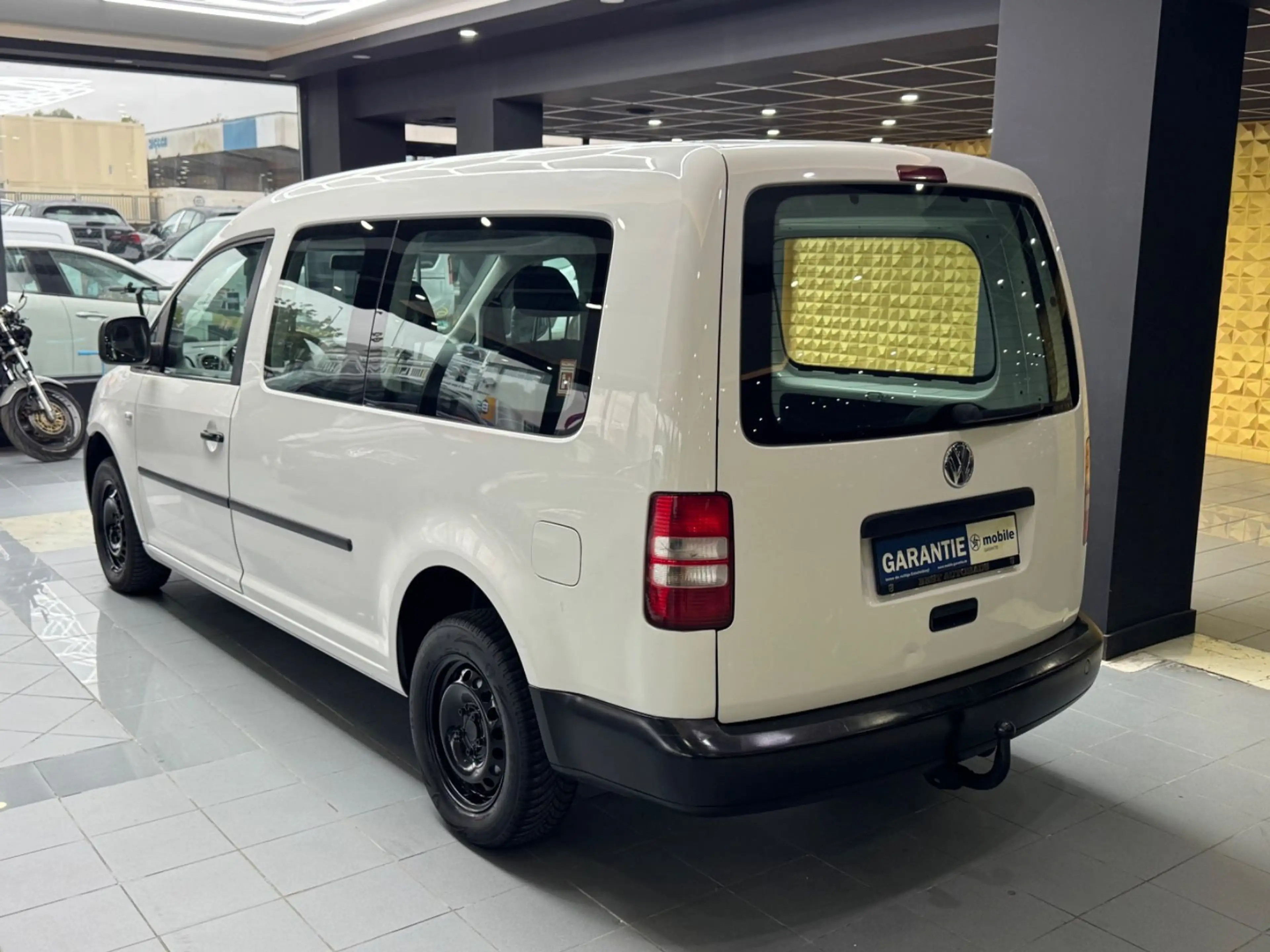 Volkswagen Caddy — photo 5