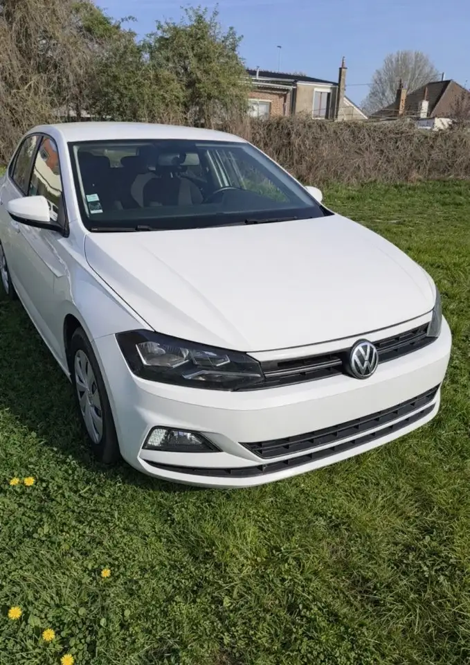 Volkswagen Polo vi 1.6 TDI 80ch Trendline Buisness Euro6