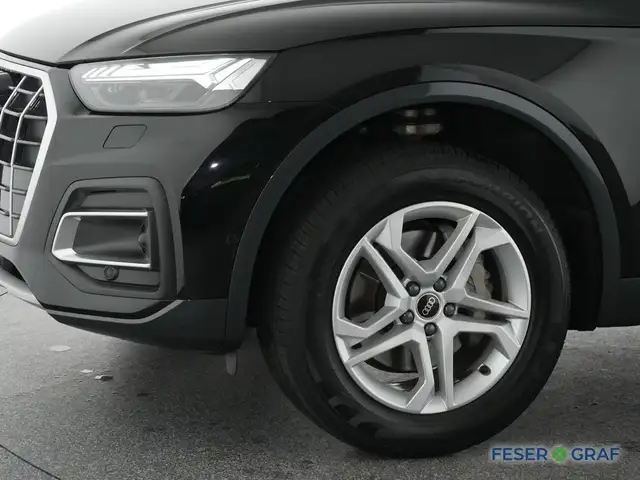 Audi Q5 view 15