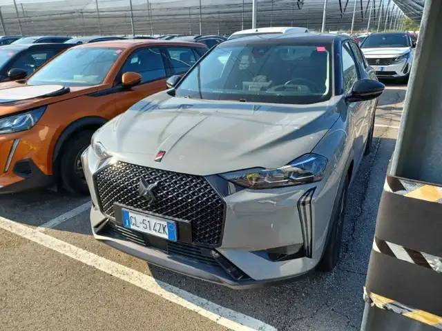 DS Automobiles DS 3 E-TENSE Performance Line