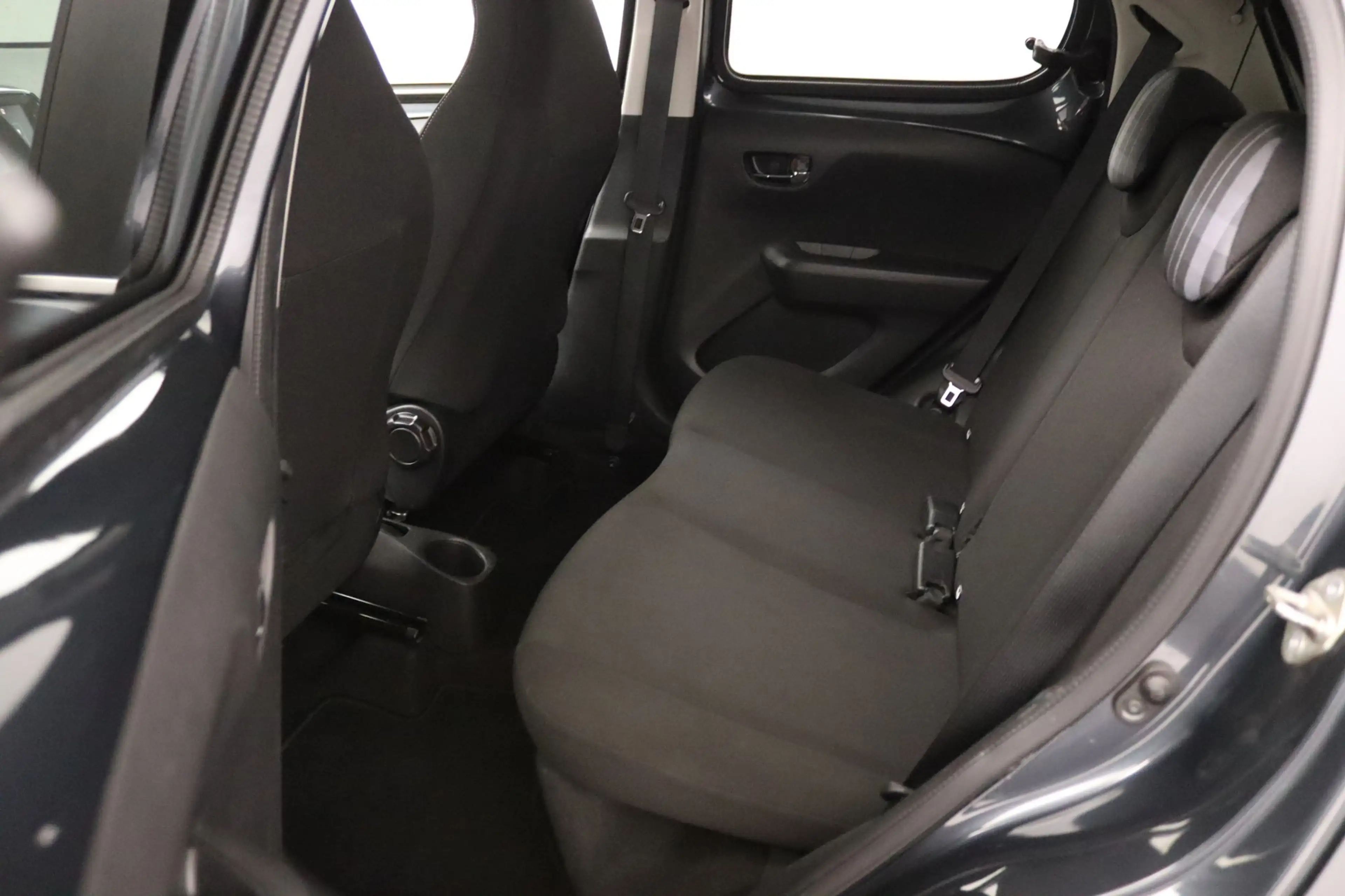 Peugeot 108 1.0 e-VTi Allure | Climate Control | CarPlay/Andro — photo 9