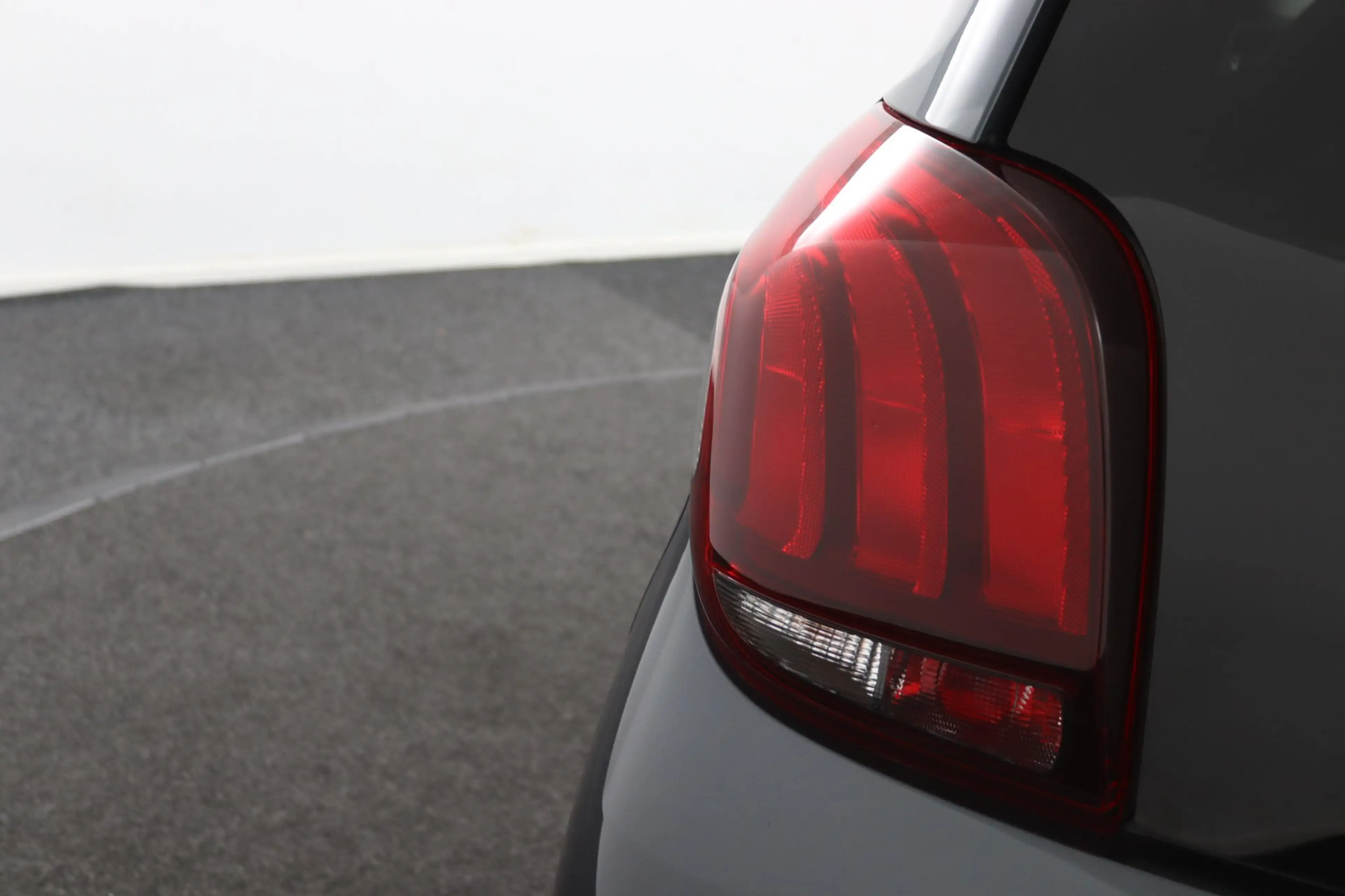 Peugeot 108 1.0 e-VTi Allure | Climate Control | CarPlay/Andro — photo 26