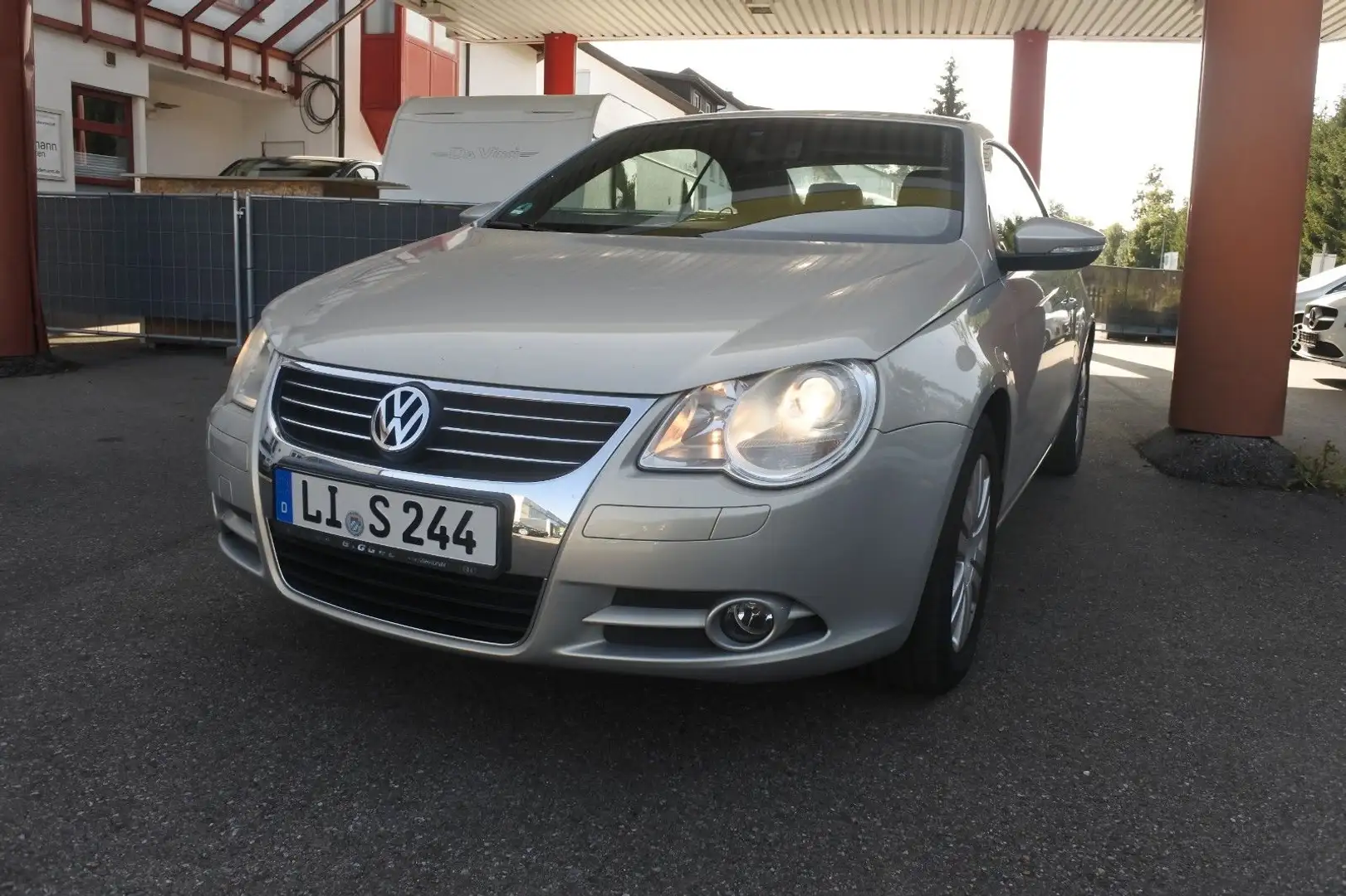 Volkswagen Eos 2.0 TSI Edition (Cabrio) Silber - 1