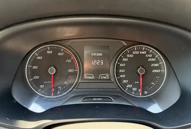 Seat Leon Leon view 15