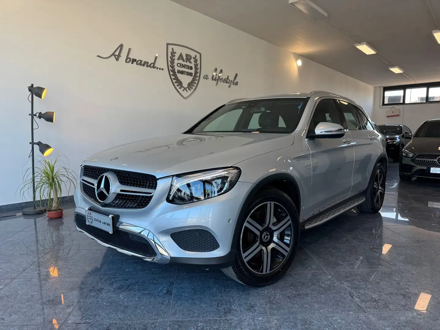 Mercedes-Benz GLC 250 d Sport 4matic auto Pelle Pedane Full Led Stupenda Gris - 1