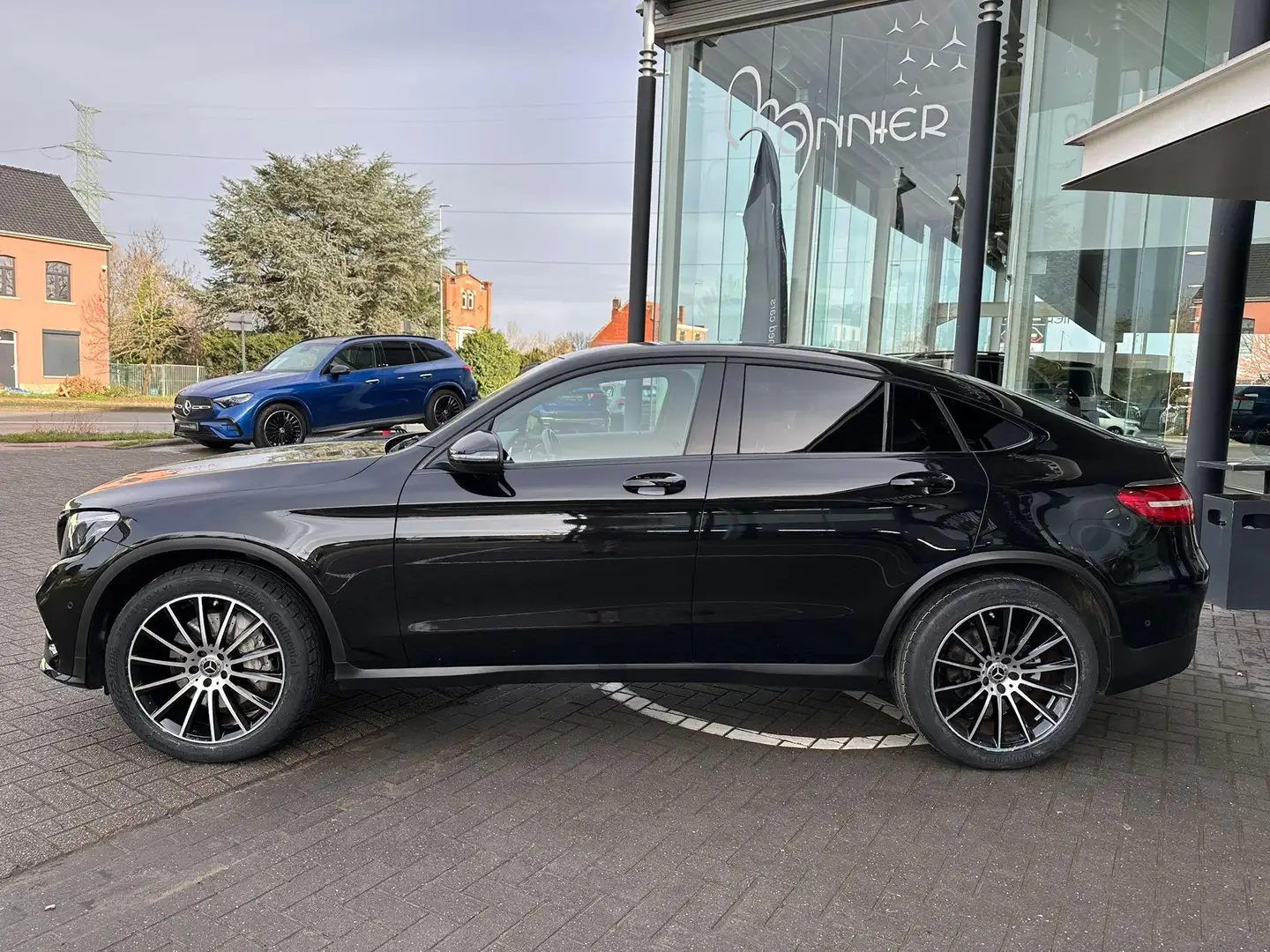Mercedes-Benz GLC 250 Coupé C 4MATIC Auto Schwarz - 2