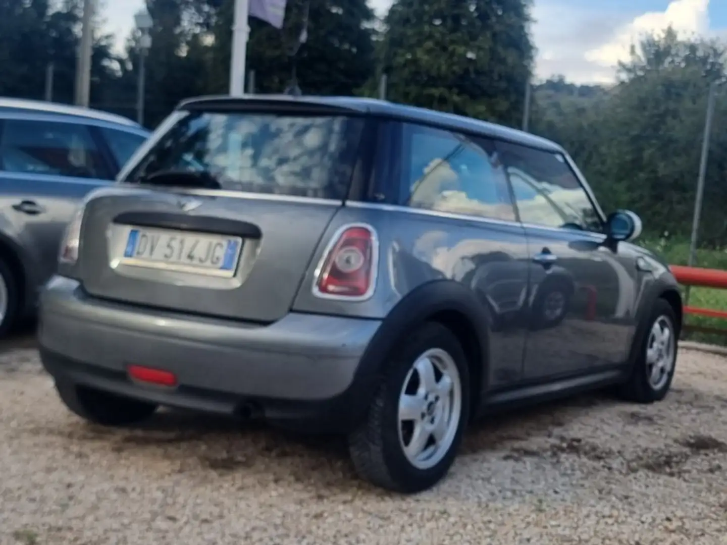 MINI Cooper Ho già due tipi di cerchi in lega - 2