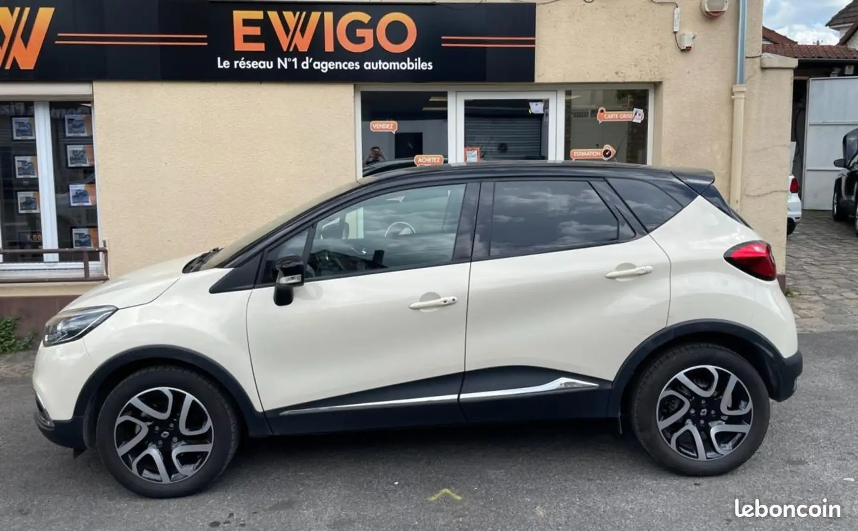 Renault Captur 1.2 TCE 120 ENERGY INTENS EDC BVA 1ère MAIN ENTRET Beige - 2