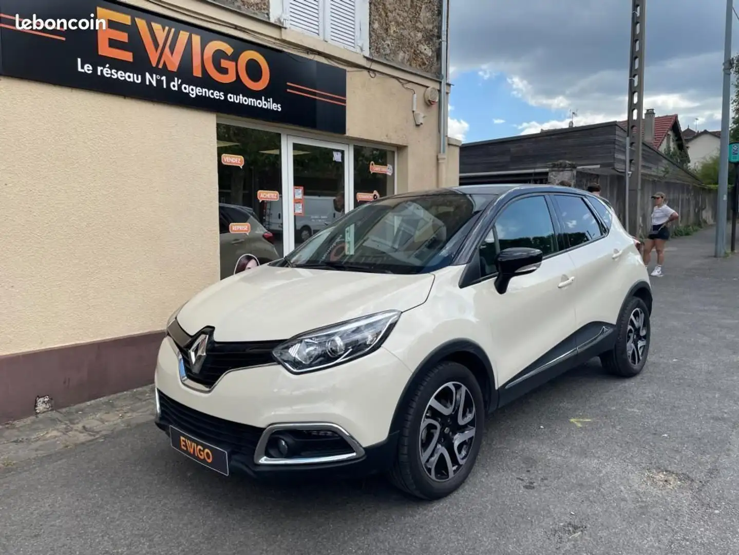 Renault Captur 1.2 TCE 120 ENERGY INTENS EDC BVA 1ère MAIN ENTRET Beige - 1