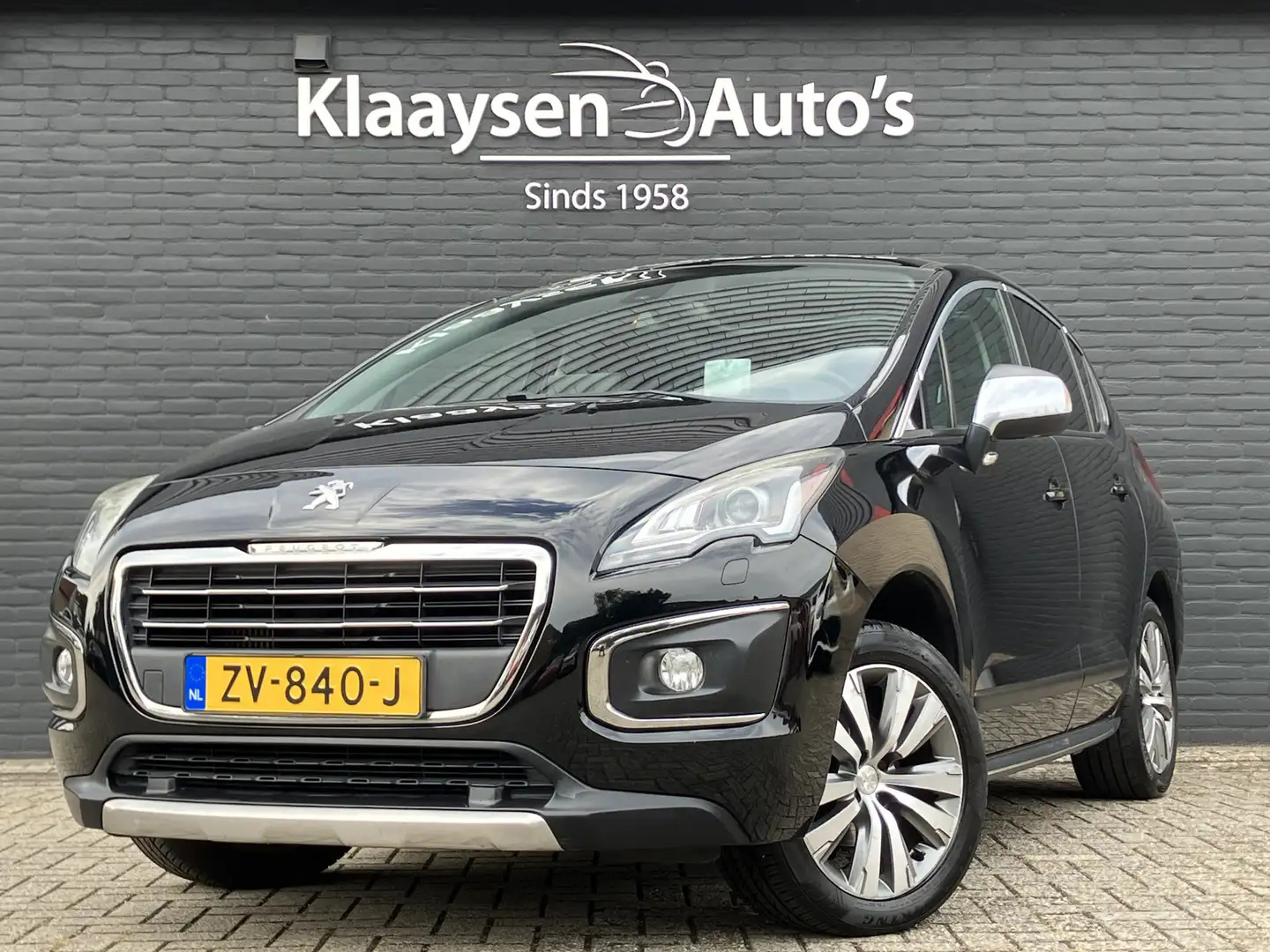 Peugeot 3008 1.2 PureTech 130 pk Allure | navigatie | afn. trek Noir - 1