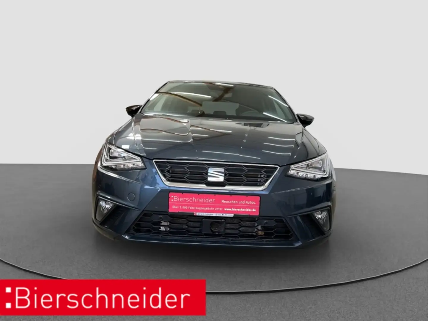 SEAT Ibiza 1.0 TSI FR NAVI CAM SHZ PDC LED Grau - 2