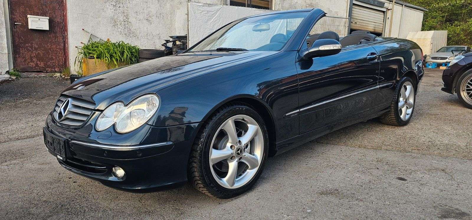 Second hand Mercedes Benz Clk-Class 