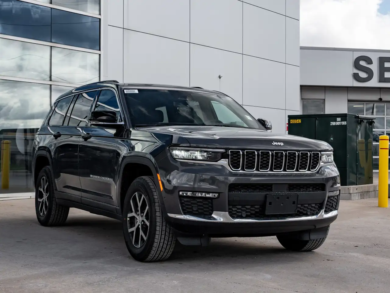 Jeep Grand Cherokee снимка Jeep Grand Cherokee