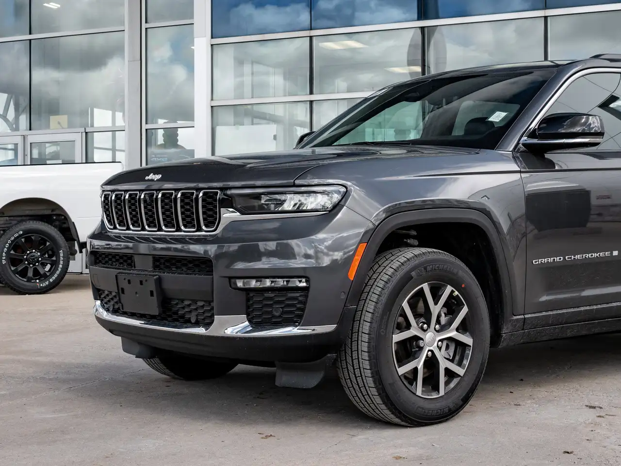 Jeep Grand Cherokee снимка Jeep Grand Cherokee