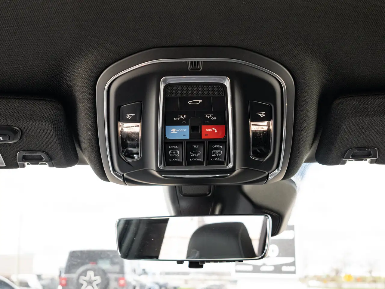 Jeep Grand Cherokee снимка Jeep Grand Cherokee