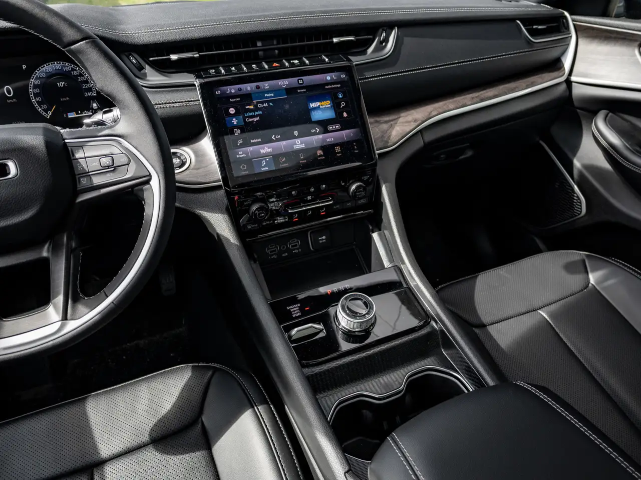 Jeep Grand Cherokee снимка Jeep Grand Cherokee