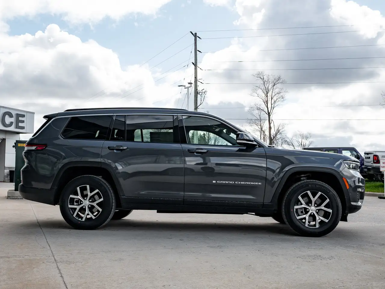 Jeep Grand Cherokee снимка Jeep Grand Cherokee