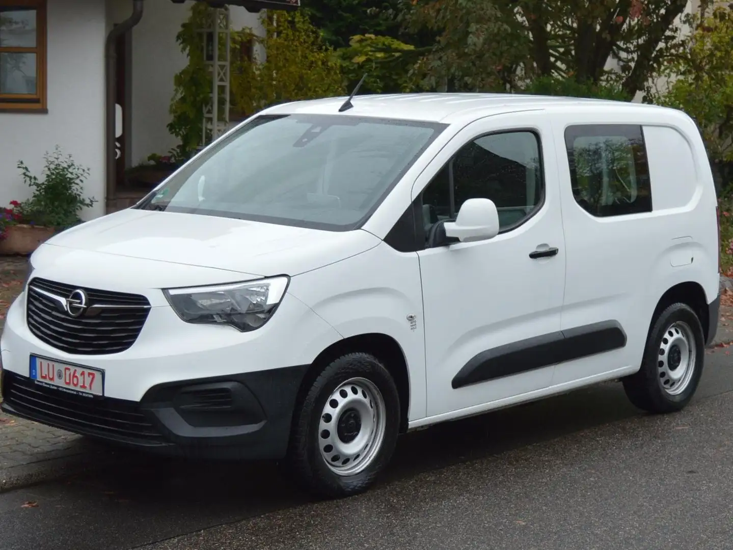 Opel Combo Edition erhöhte Nutzlast,Klima,Sitzheizung,Temp Weiß - 2