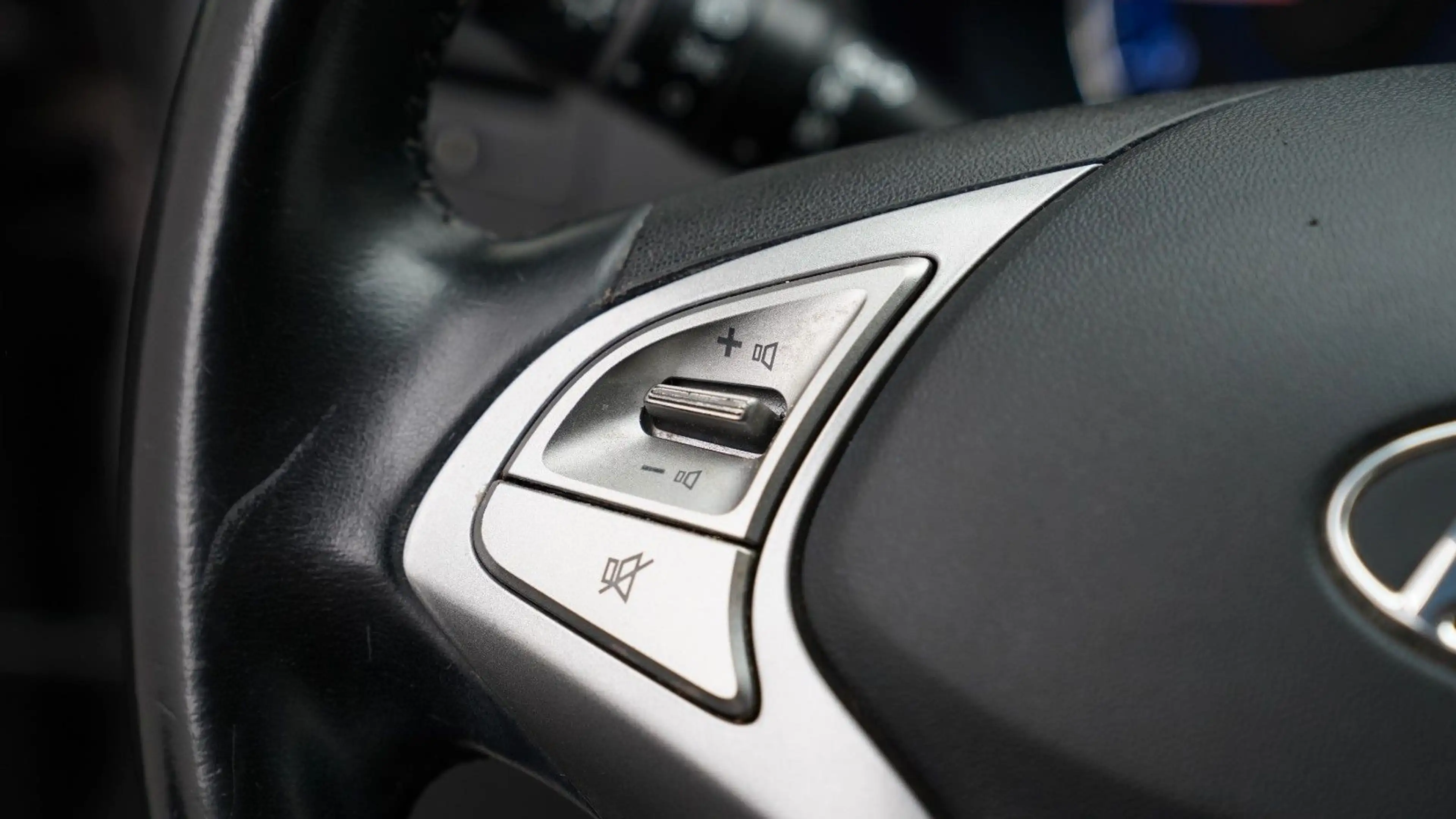 Hyundai iX20 1.6 Comfort *KLIMA*BLUETOOTH*PDC*SHZ* — photo 11