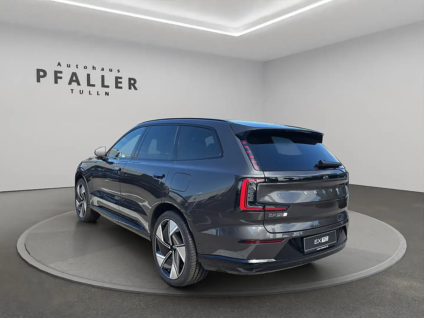 Volvo EX90 Twin Performance AWD 106kWh Ultra Grau - 2