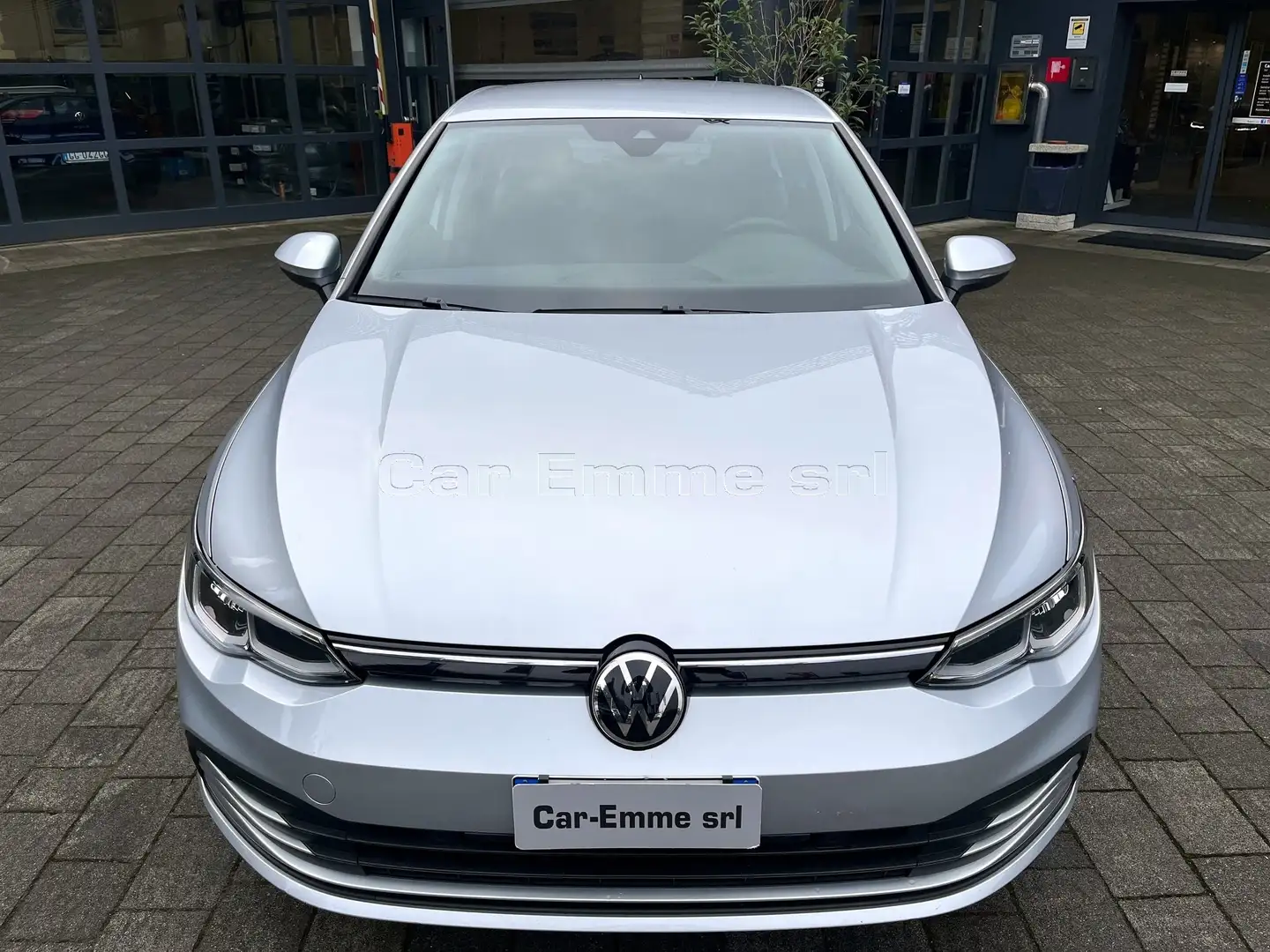 Volkswagen Golf 1.5 eTSI DSG Life Argento - 2