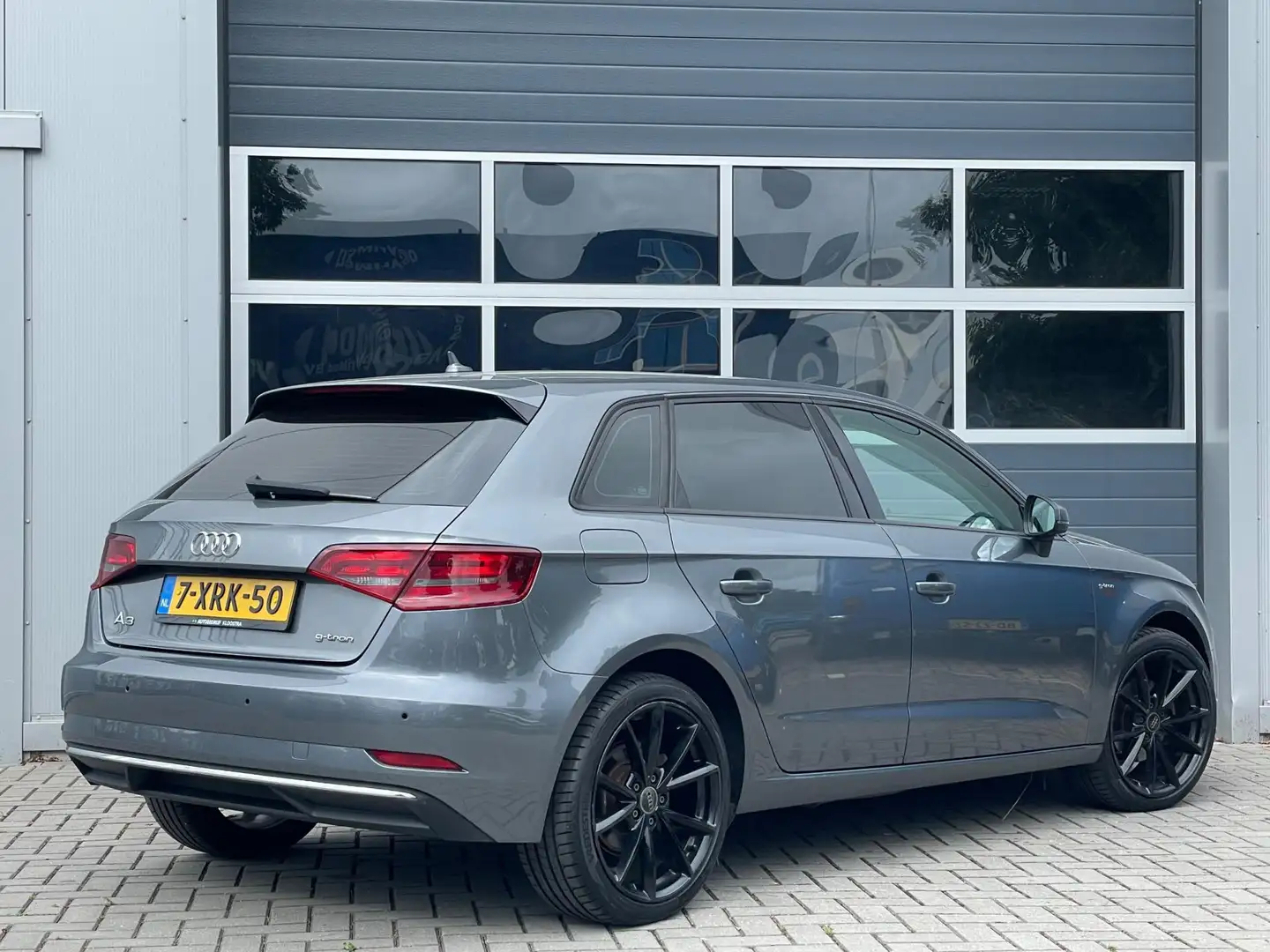 Audi A3 Sportback 1.4 TFSI Pro Line g-tron | Navi | Cruise Gris - 2